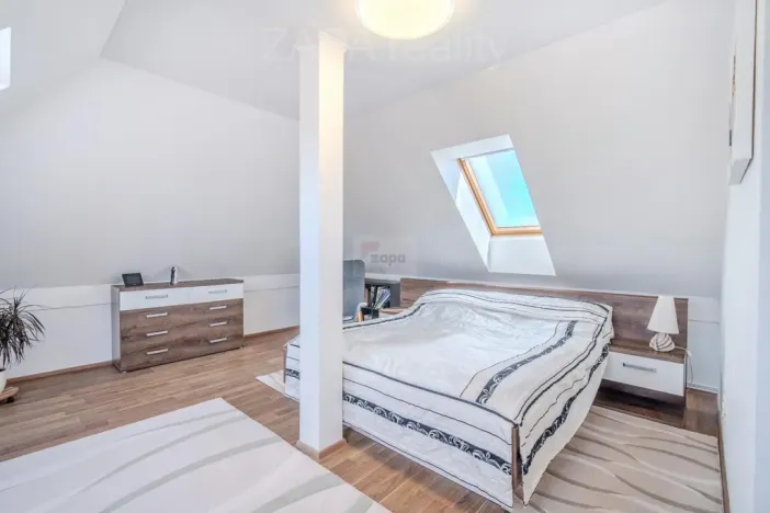 Prodej rodinného domu, Přezletice, Nohavice, 218 m2