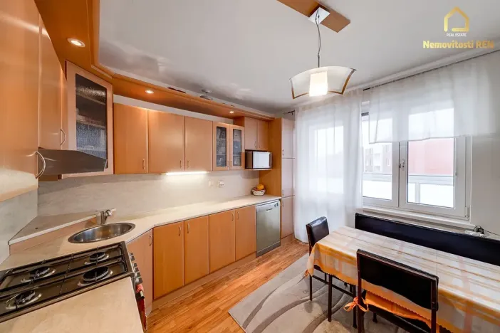 Prodej bytu 3+1, Ostrava, Slavíkova, 70 m2