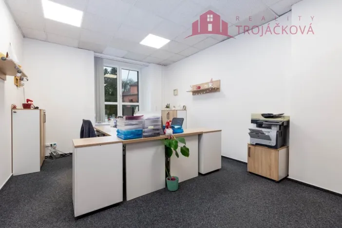 Pronájem kanceláře, Havířov - Prostřední Suchá, U Pošty, 802 m2