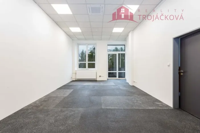 Pronájem kanceláře, Havířov - Prostřední Suchá, U Pošty, 802 m2