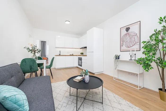 Prodej bytu 3+kk, Praha - Malešice, Počernická, 57 m2