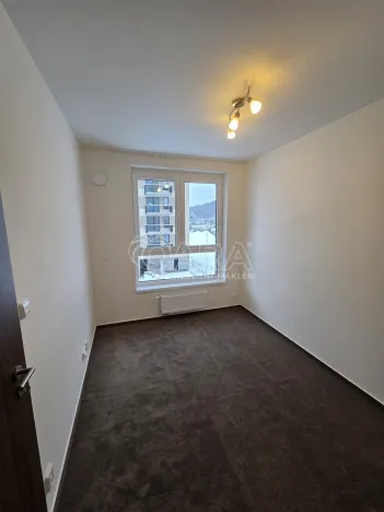 Pronájem bytu 2+kk, Kralupy nad Vltavou, Nádražní, 38 m2