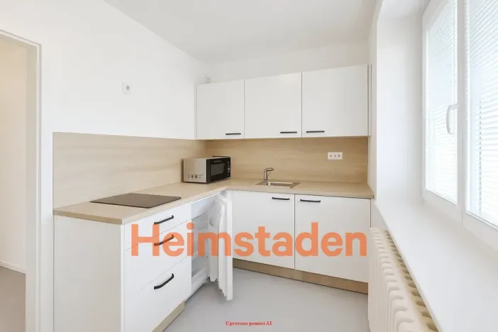 Pronájem bytu 1+kk, Havířov - Šumbark, Opletalova, 28 m2