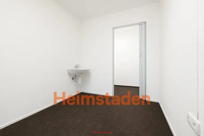 Pronájem kanceláře, Ostrava - Poruba, Opavská, 16 m2