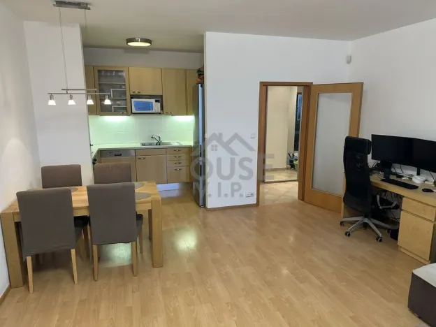 Prodej bytu 2+kk, Praha - Horní Měcholupy, R.A. Dvorského, 64 m2