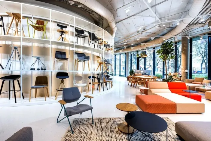 Pronájem kanceláře, Praha - Karlín, Pernerova, 204 m2