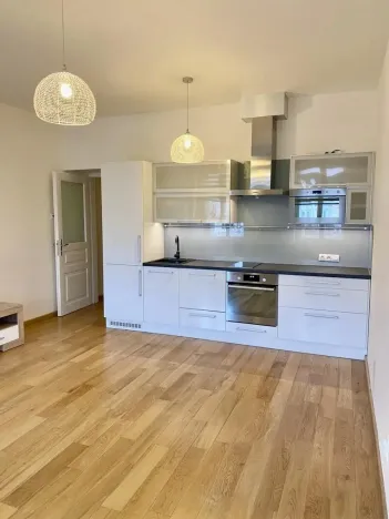 Pronájem bytu 2+kk, Praha - Smíchov, Elišky Peškové, 56 m2