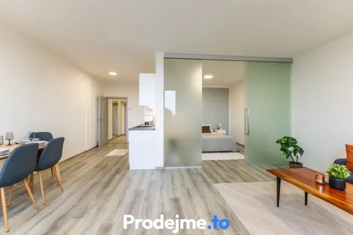 Prodej bytu 2+kk, Znojmo, Kosmákova, 60 m2