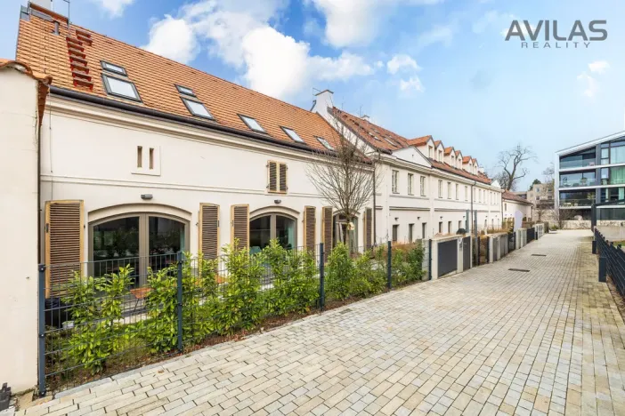 Prodej bytu 4+kk, Praha - Vokovice, Ke dvoru, 213 m2