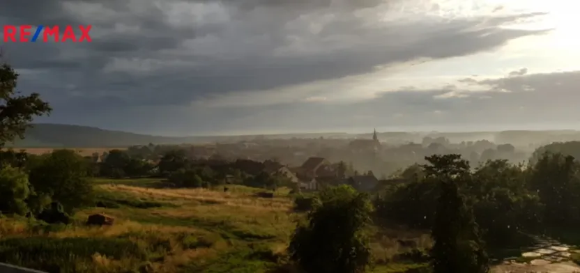 Prodej výrobních prostor, Uherčice, 1500 m2