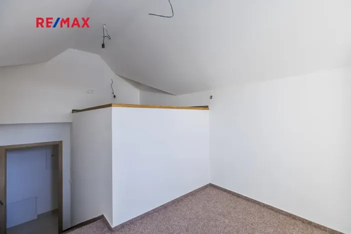 Prodej bytu 3+kk, Svoboda nad Úpou, Nádražní, 65 m2