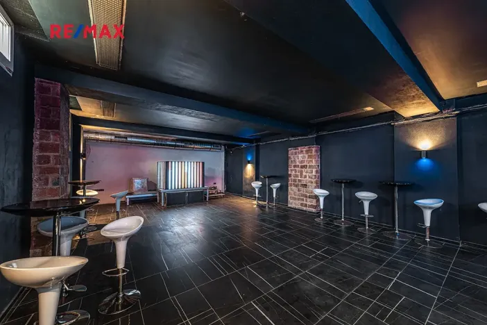 Prodej obchodního prostoru, Břidličná, Osvobození, 140 m2