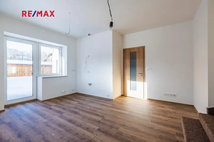 Prodej bytu 2+kk, Svoboda nad Úpou, Nádražní, 36 m2