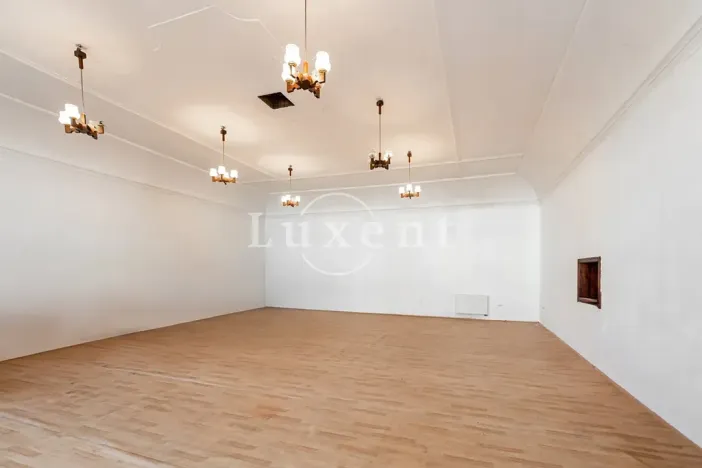 Prodej ubytování, Bělá nad Radbuzou, Náměstí, 800 m2