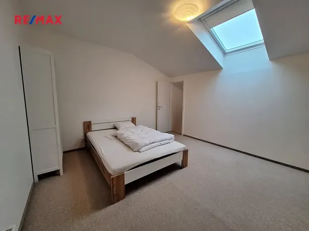 Pronájem bytu 2+kk, Hostivice, Za Mlýnem, 45 m2