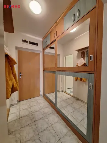 Pronájem bytu 2+kk, Hostivice, Za Mlýnem, 45 m2