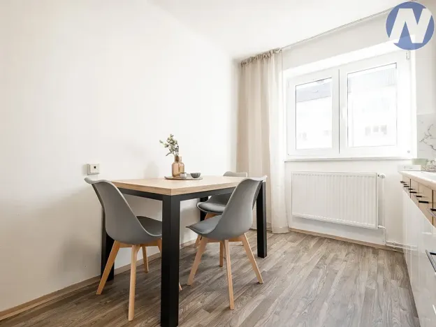 Prodej bytu 2+1, Volary, Revoluční, 53 m2