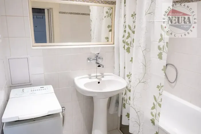 Pronájem bytu 2+kk, Praha - Nusle, Zdaru, 49 m2