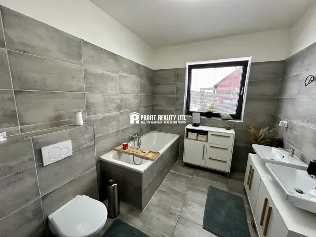 Prodej rodinného domu, Králův Dvůr - Křižatky, 123 m2