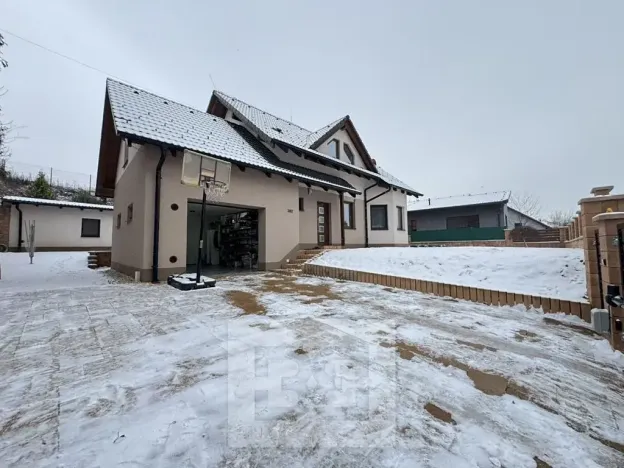 Pronájem rodinného domu, Uhřice, 123 m2