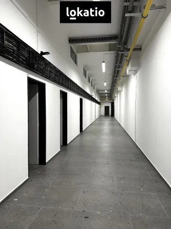 Pronájem skladu, Hořice, 618 m2