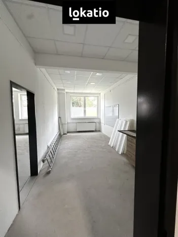 Pronájem skladu, Hořice, 618 m2