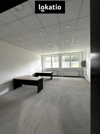 Pronájem skladu, Hořice, 618 m2