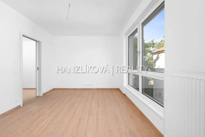 Pronájem bytu 1+kk, České Budějovice, Hálkova, 24 m2