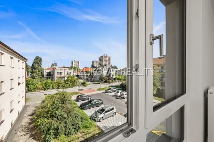 Pronájem bytu 1+kk, České Budějovice, Hálkova, 24 m2