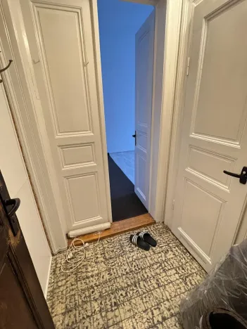 Pronájem bytu 2+kk, Praha - Nusle, Svatoslavova, 36 m2