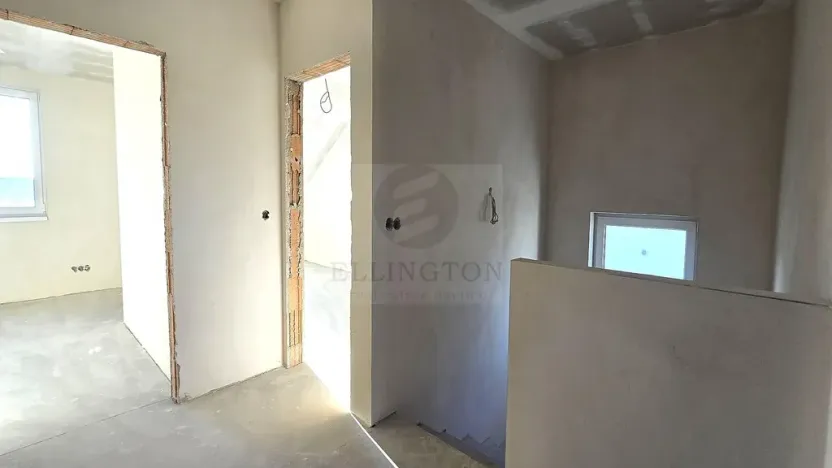 Prodej bytu 4+kk, Přerov nad Labem, 126 m2