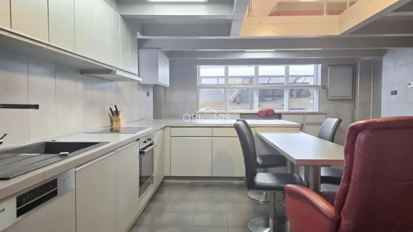 Pronájem bytu 2+kk, Chomutov, Lipská, 65 m2