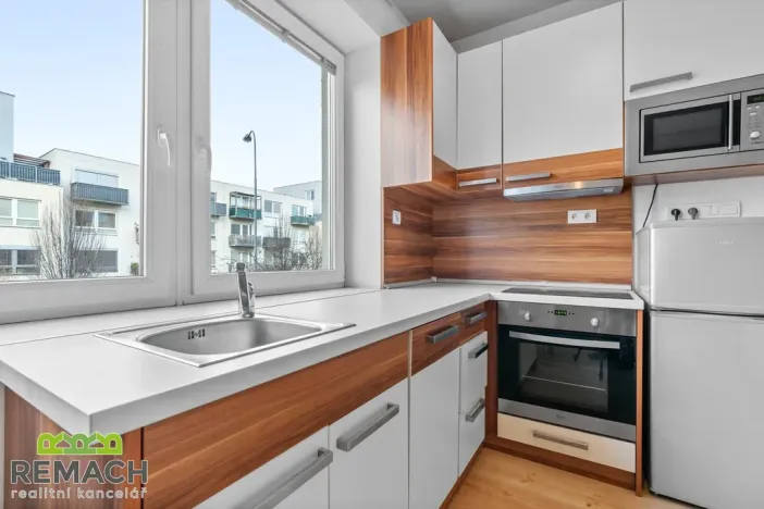 Pronájem bytu 1+kk, Uherské Hradiště, Slovácká, 32 m2