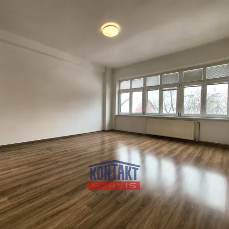 Pronájem bytu 2+1, České Budějovice, Otakarova, 84 m2