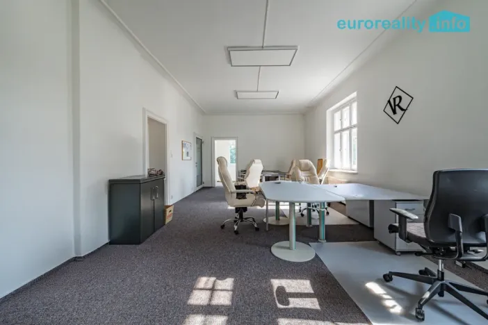 Prodej činžovního domu, Aš, Okružní, 1497 m2