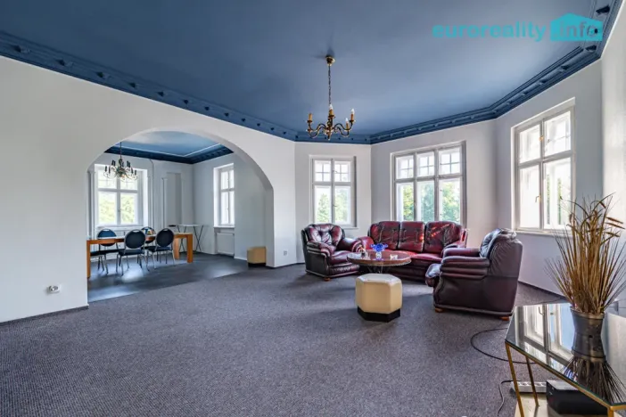 Prodej činžovního domu, Aš, Okružní, 1497 m2