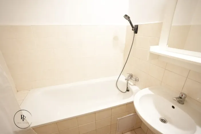 Pronájem bytu 2+1, Praha - Břevnov, Pod Drinopolem, 56 m2