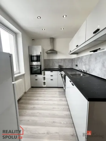 Pronájem bytu 2+1, Ostrava - Poruba, Marie Majerové, 53 m2