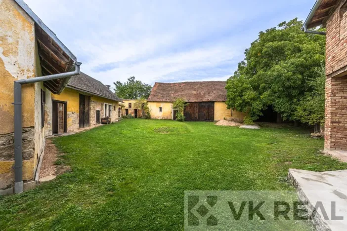 Prodej vícegeneračního domu, Chotíkov, 396 m2