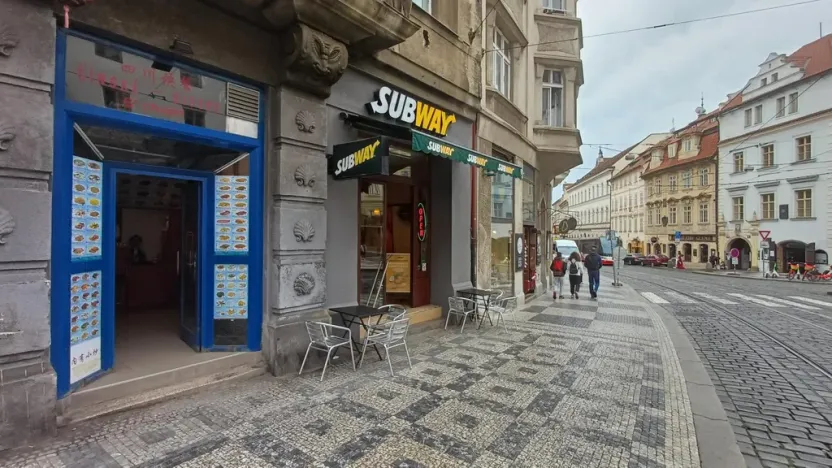 Prodej restaurace, Praha - Malá Strana, Karmelitská, 45 m2