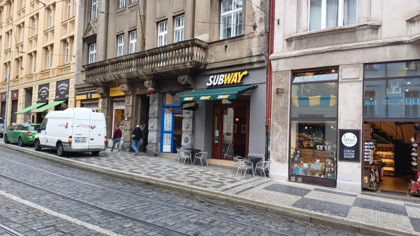 Prodej restaurace, Praha - Malá Strana, Karmelitská, 45 m2