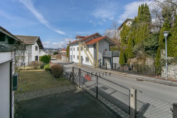 Prodej vícegeneračního domu, Regen,Německo, 213 m2