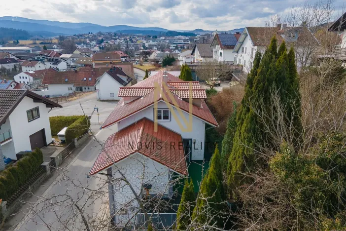 Prodej vícegeneračního domu, Regen,Německo, 213 m2