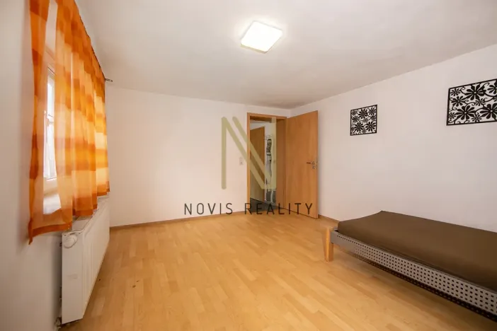 Prodej vícegeneračního domu, Regen,Německo, 213 m2