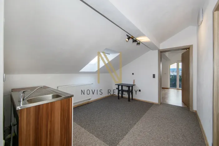 Prodej vícegeneračního domu, Regen,, Německo, 213 m2