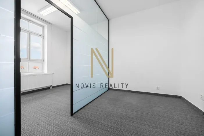 Pronájem kanceláře, Plzeň, Americká, 165 m2