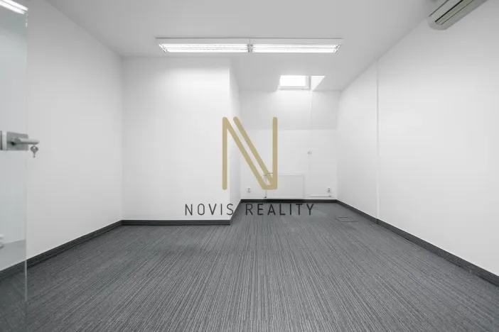 Pronájem kanceláře, Plzeň, Americká, 165 m2