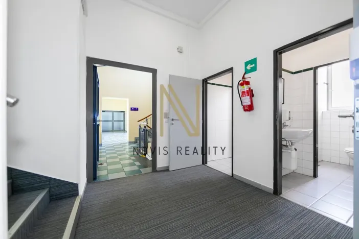 Pronájem kanceláře, Plzeň, Americká, 165 m2