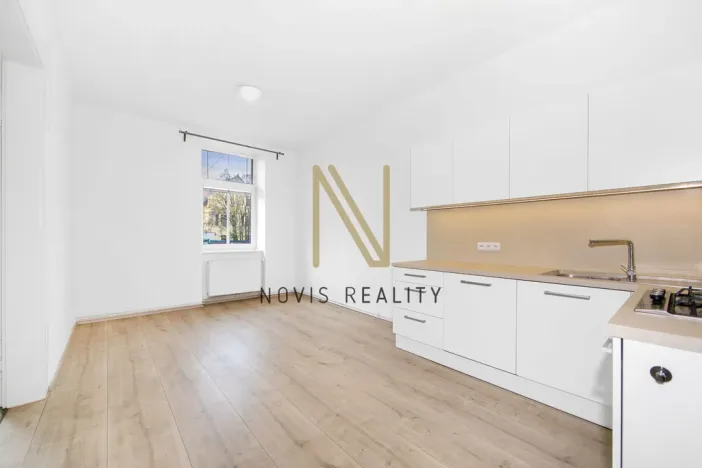 Pronájem bytu 3+1, Plzeň - Jižní Předměstí, Klatovská třída, 120 m2