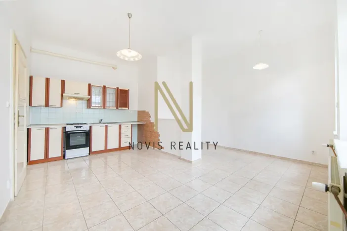 Pronájem bytu 2+1, Plzeň, Denisovo nábřeží, 96 m2